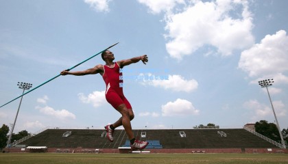 英超豪门重磅签约！顶级中场天价转会引爆夏窗