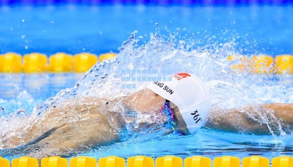 电竞世界杯落幕，中国战队斩获英雄联盟全球总冠军